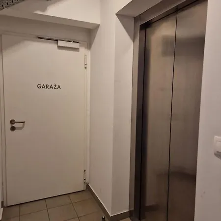Appartement Cozy Niko - Private Parking And Balcony Zadar