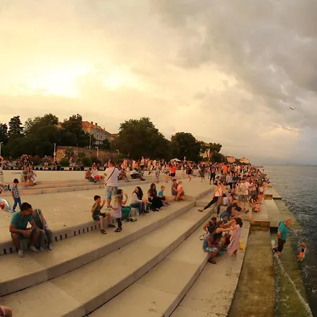 公寓 Cozy Niko - Private Parking And Balcony